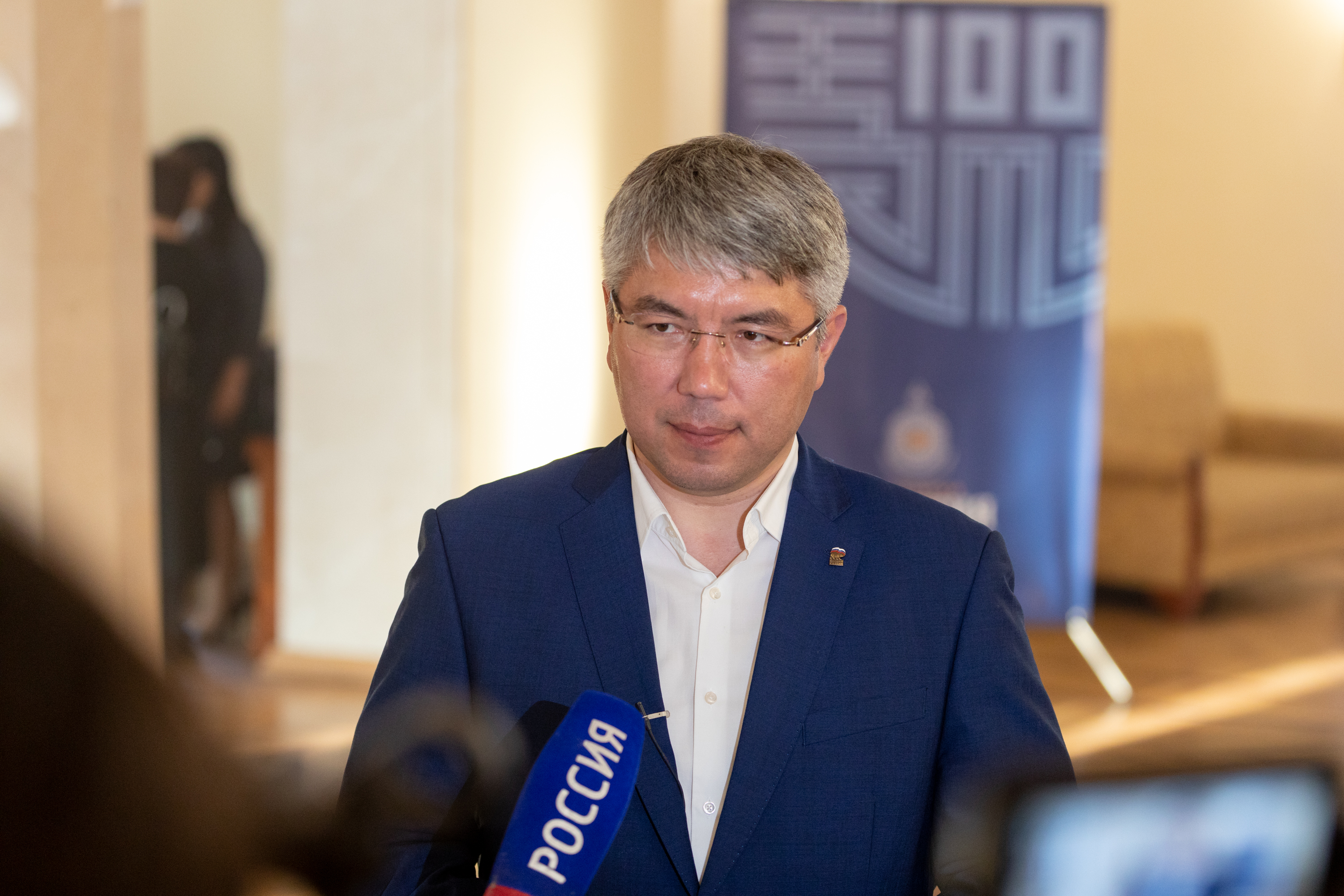 Алексей Цыденов: «Приглашаю всех завтра на балет!» 