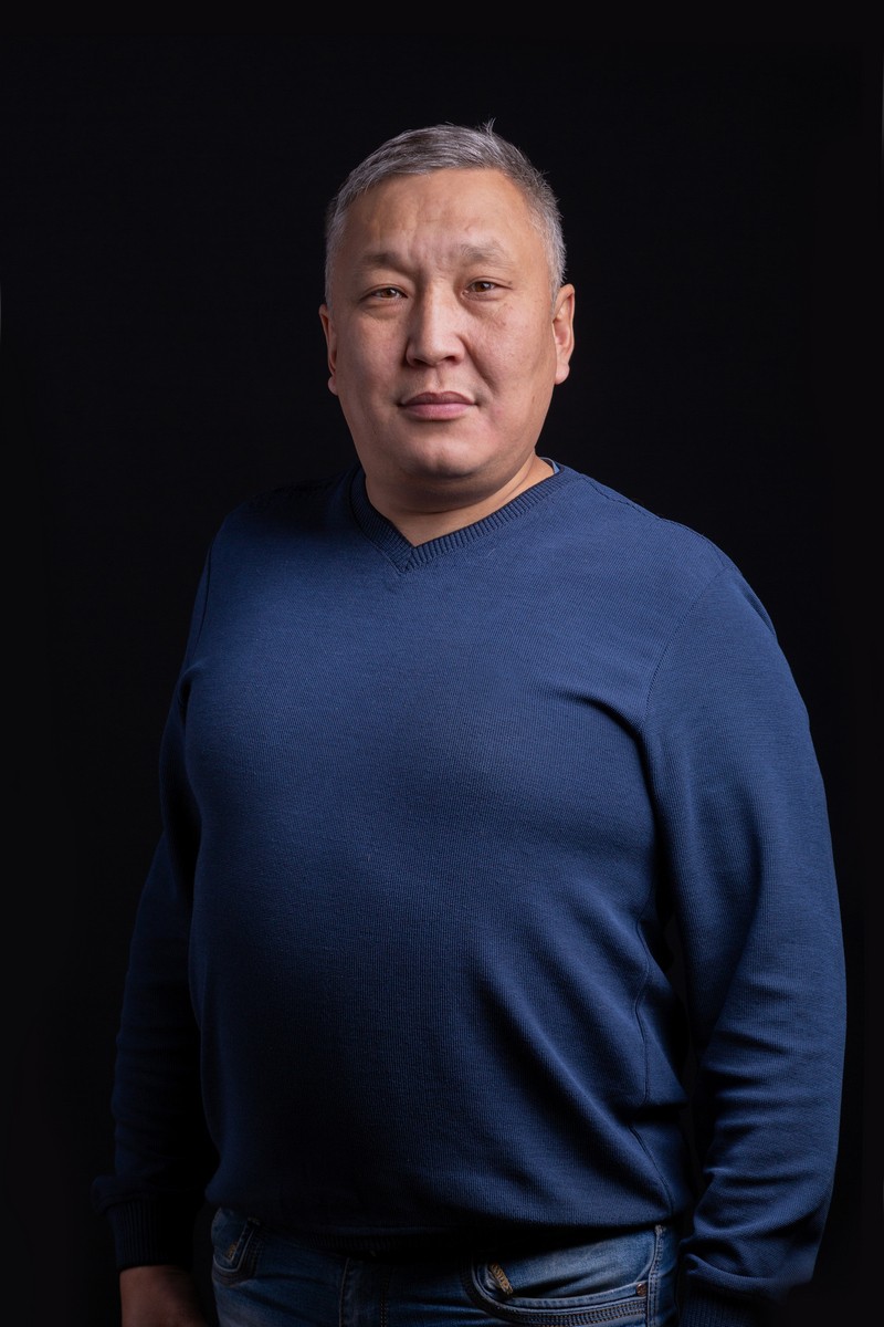 Евгений Тарханов