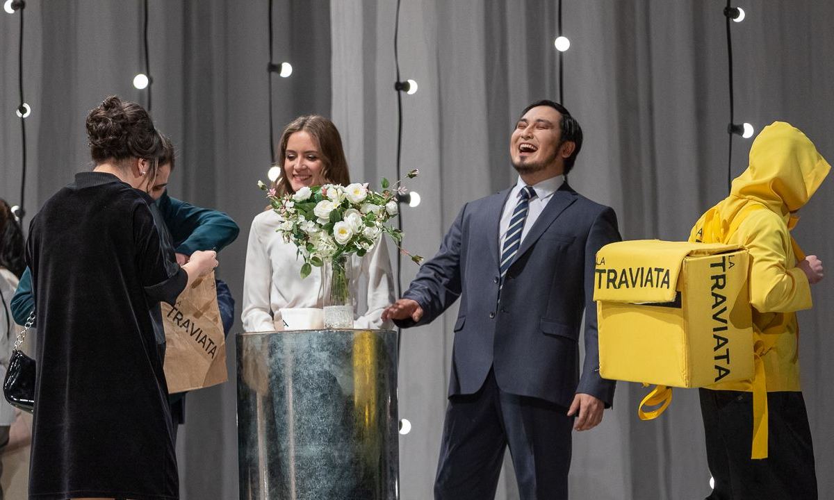 Состоялась премьера оперы "Травиата"