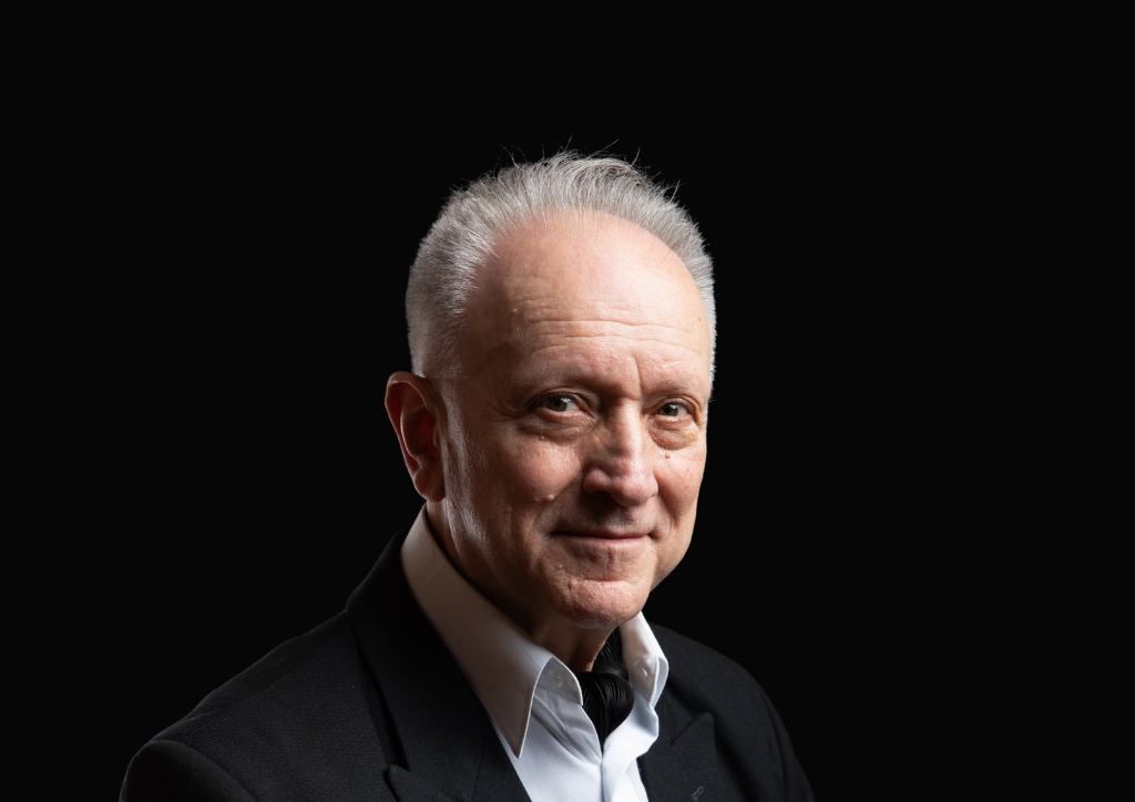 «С возвращением, maestro!»