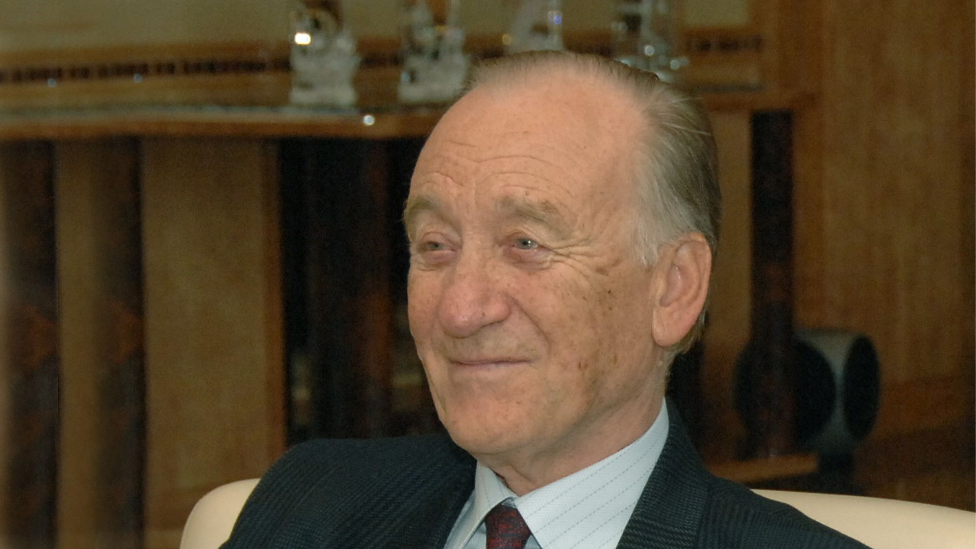 Бурятский государственный академический театр оперы и балета имени народного артиста СССР Гомбо Цыдынжапова скорбит о кончине Родиона Константиновича Щедрина.