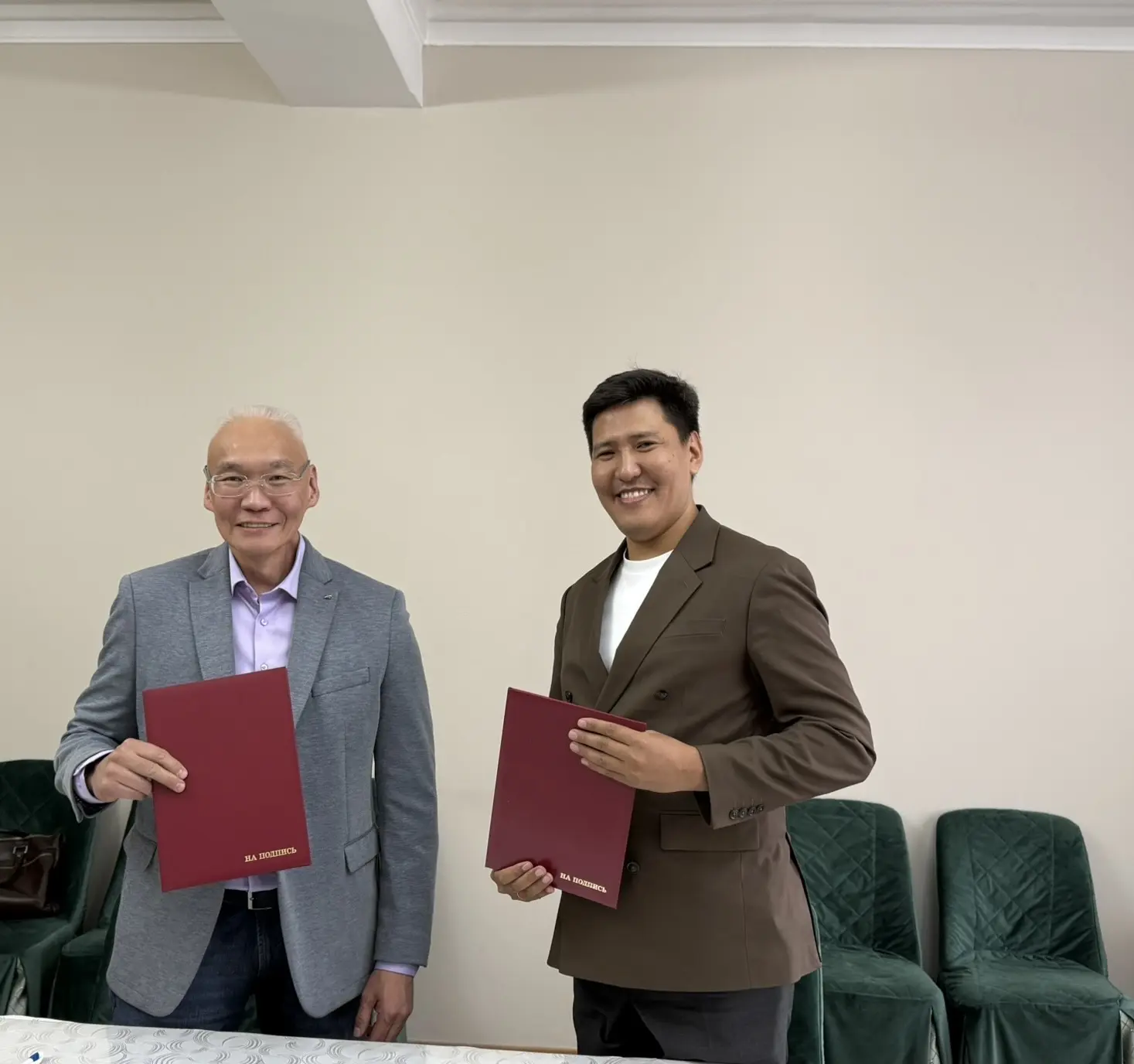 В Улан-Удэ «ОПОРА РОССИИ» и Бурятский театр оперы и балета подписали соглашение о сотрудничестве.